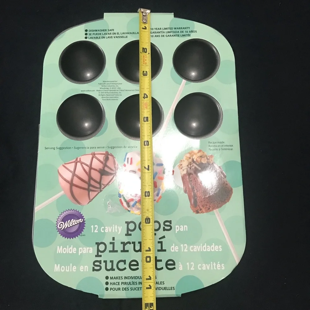 CAKE POPS PAN by Wilton